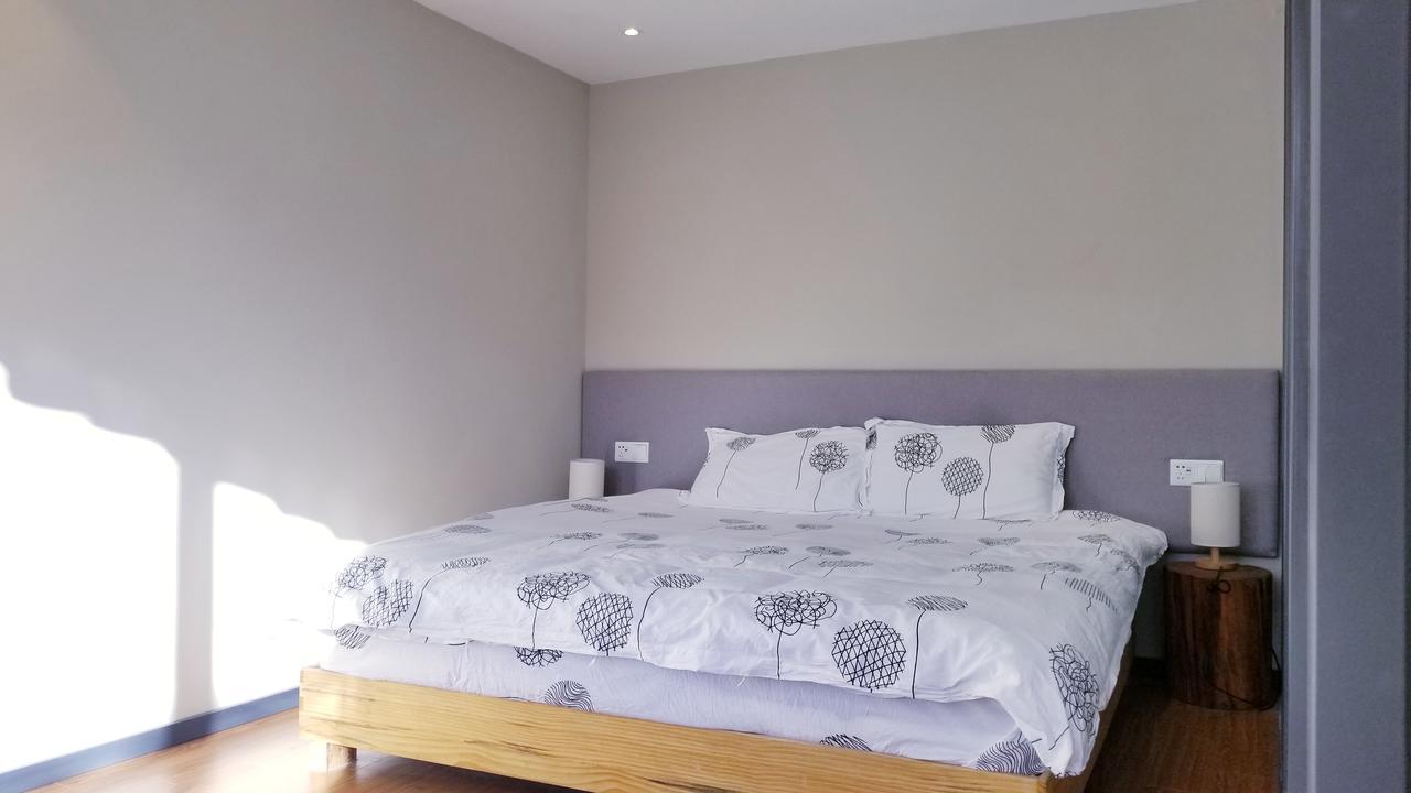 Fengma Feiyang Hostel Lhasa Bagian luar foto