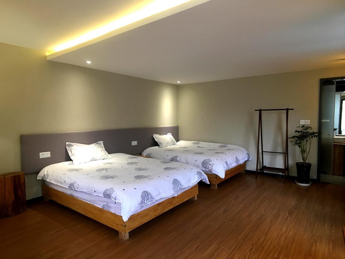 Fengma Feiyang Hostel Lhasa Bagian luar foto