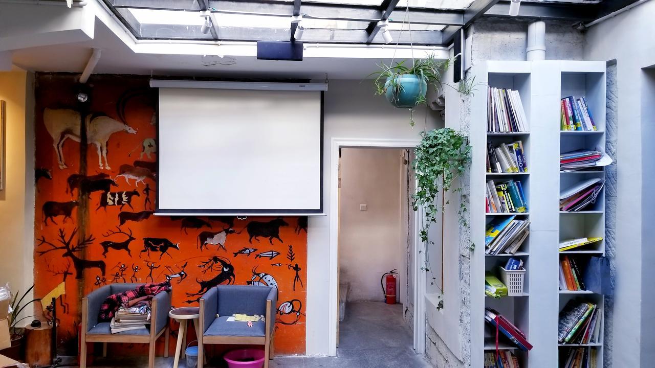 Fengma Feiyang Hostel Lhasa Bagian luar foto